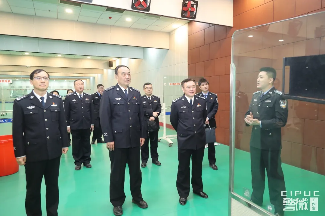 图片 图片